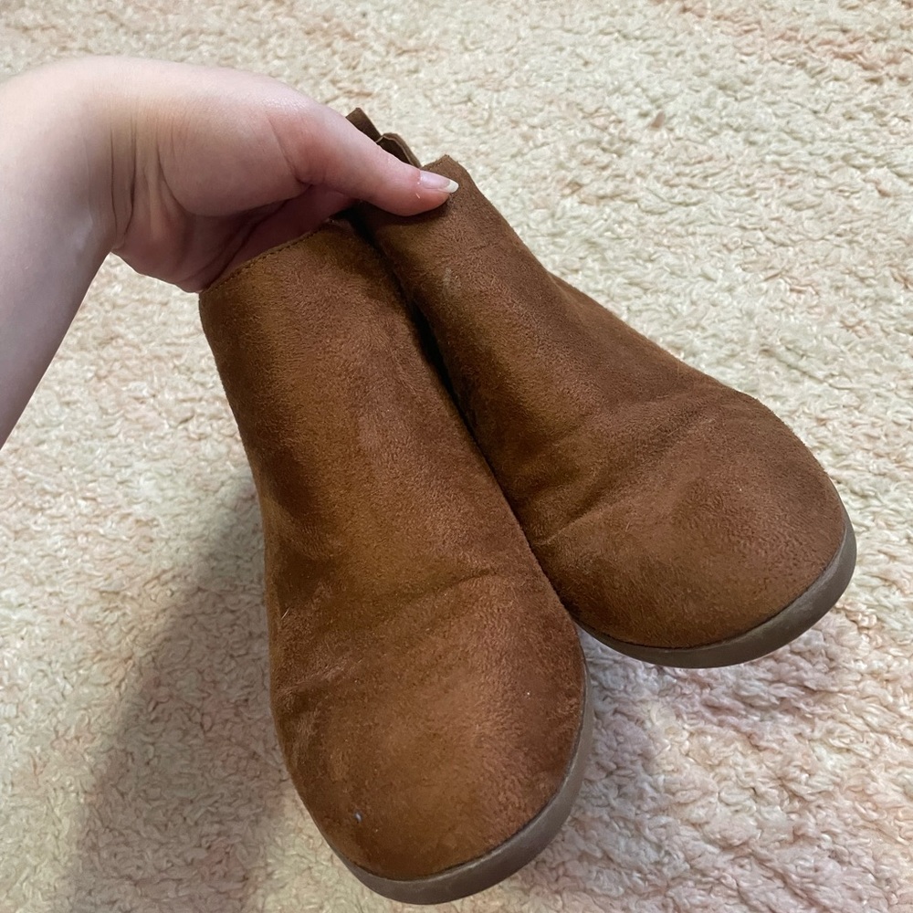 Brown boots
